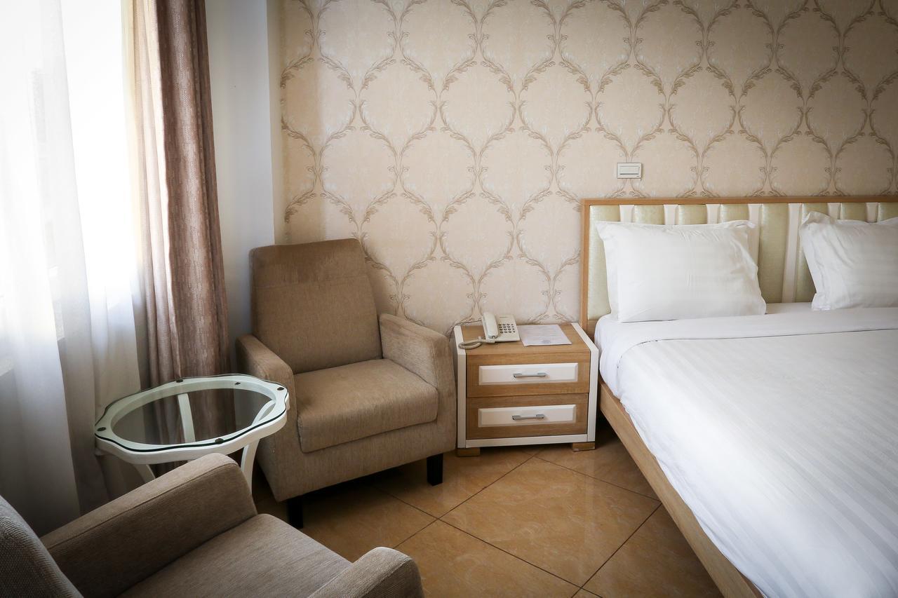 White House Addis Hotel Экстерьер фото