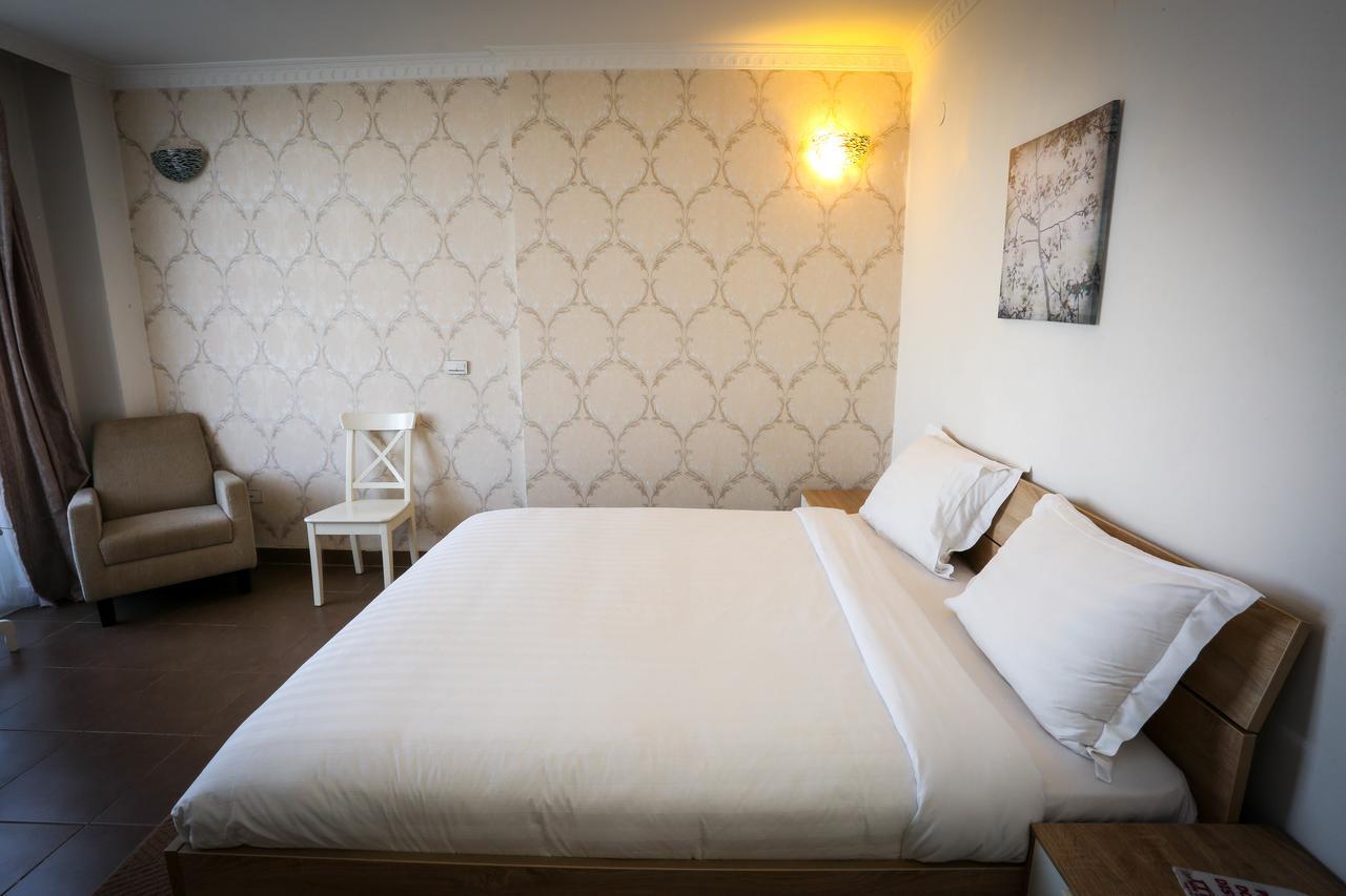 White House Addis Hotel Экстерьер фото